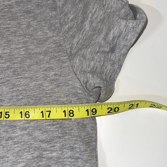 MTV Heather Gray Tie-dye Short Sleeve Cropped Graphic Tee Xlarge Women’s - Picture 8 of 11